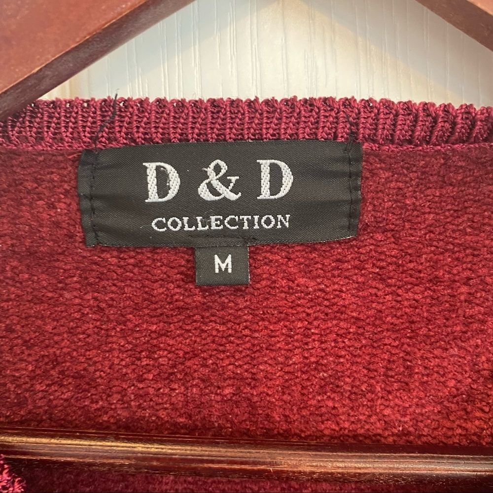D & D Collection burgandy long sleeve button up cardigan with bead detail medium - Picture 3 of 9